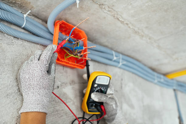 Best Affordable Emergency Electrician  in Riverton, IL